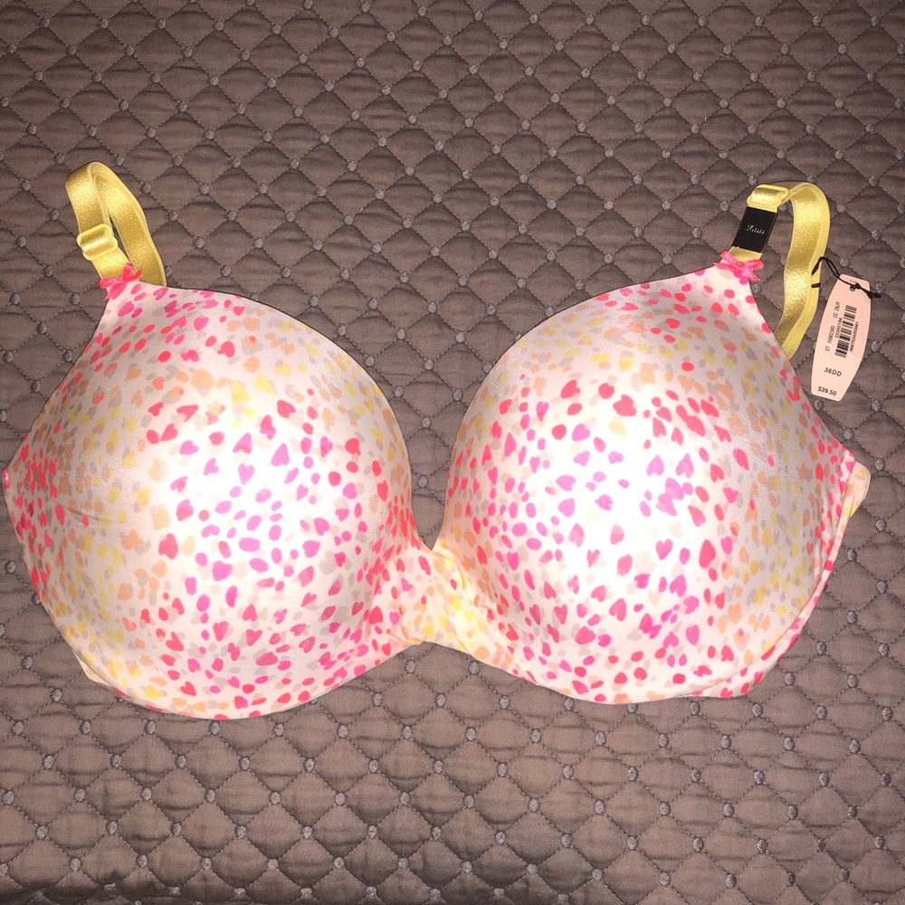 Victoria’s Secret Plunge Bra